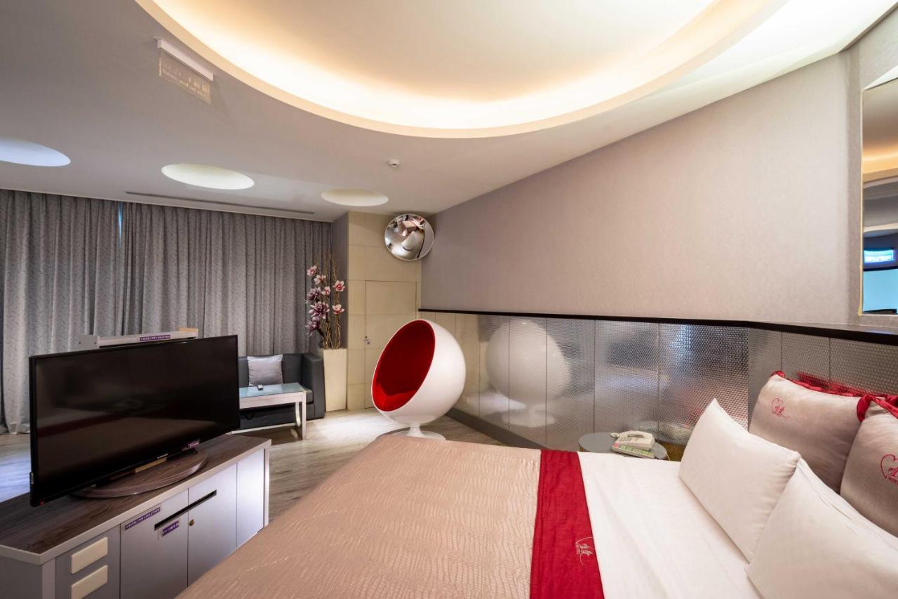 Only Love Motel Xindian Dış mekan fotoğraf
