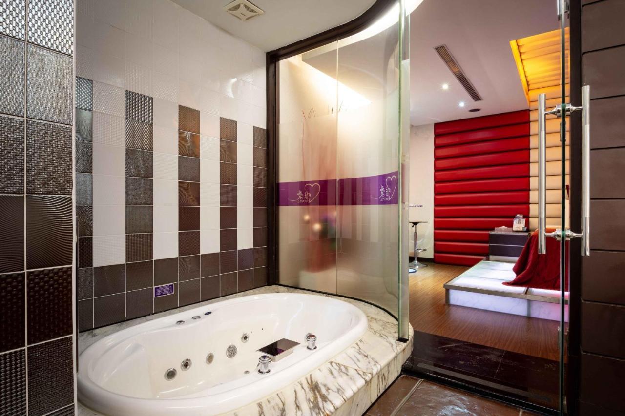 Only Love Motel Xindian Dış mekan fotoğraf